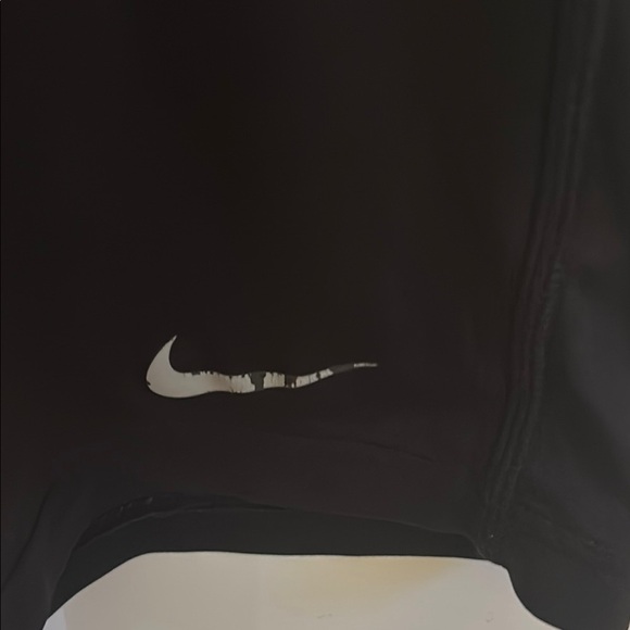 Nike Boys Black Athletic Shorts, size Youth M - Picture 3 of 6